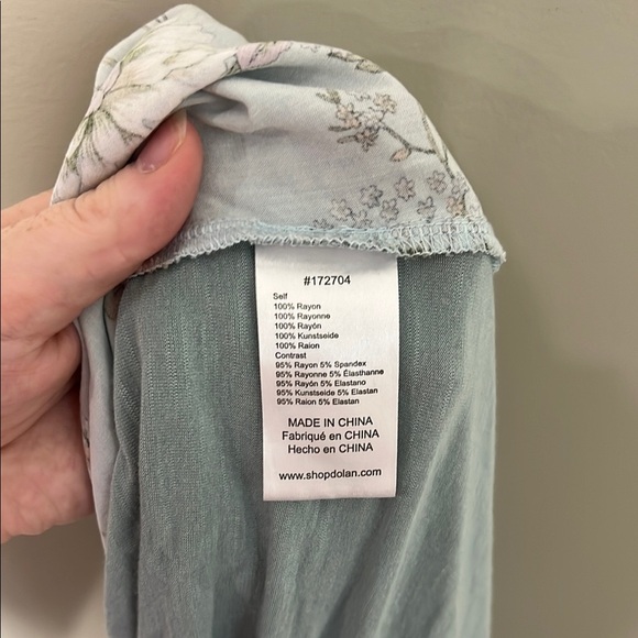 Dolan Anthropologie Blue Floral Tank Top Left Coast Collection Womens XS - Picture 6 of 6